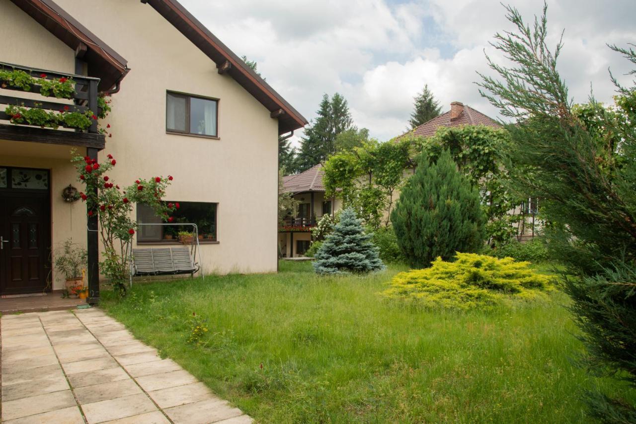 Pension Andra'S House Хорезу Екстериор снимка