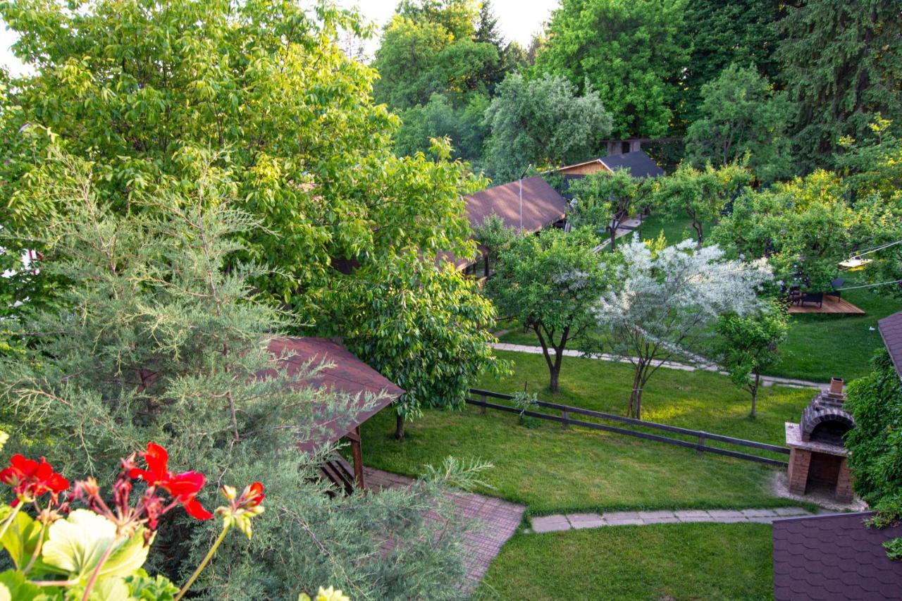 Pension Andra'S House Хорезу Екстериор снимка
