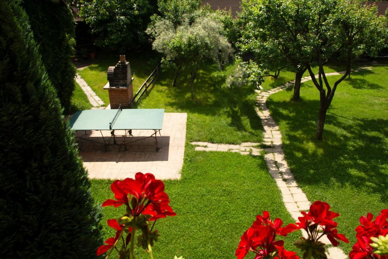 Pension Andra'S House Хорезу Екстериор снимка